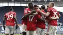 United sejatinya sempat tertinggal lebih dulu akibat gol Son Heung-min. Namun, Setan Merah berhasil bangkit di babak kedua dan sukses berbalik menang berkat gol Fred, Edinson Cavani, dan Mason Greenwood.  (Foto: AP/Pool/Adrian Dennis)