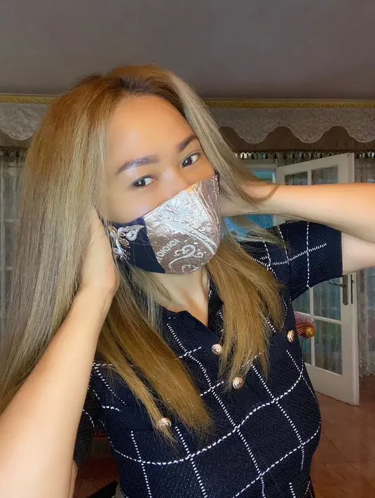 Inul Daratista mengatakan semangatnya untuk terus berusaha akan selalu ada di tengah situasi seperti apapun. “Semangat ini terus ada. Sampai kapanpun,” pungkasnya. (Instagram/inul.d)