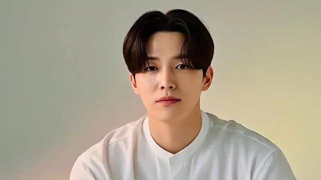 Model Rambut Pria Korea Comma Hair/via Chat GPT
