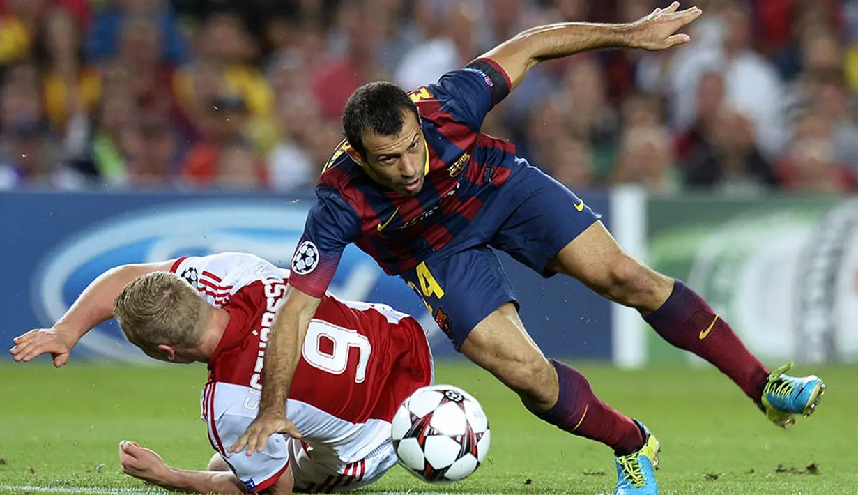 Pengadilan Spanyol mendakwa Mascherano tidak membayar pajak kepada negara sebesar 1,6 juta euro dan jika itu terbukti, pesepak bola Argentina itu terancam kurungan satu bulan penjara. (AFP/Lluis Gene) 