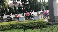 Kampanye keselamatan untuk mudik lebaran tahun 2018 dengan touring sepeda. (Liputan6.com/Yunizafira)