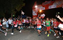 Meriah! Lebih 800 Pelari Ikuti ValenTimes Night Run di Banyuwangi