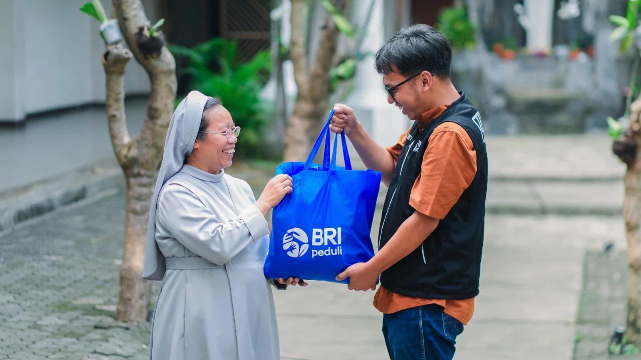 Maknai Paskah 2026, BRI Peduli Tebarkan Kasih dan Kepedulian Melalui 10.050 Paket Sembako bagi Umat Nasrani