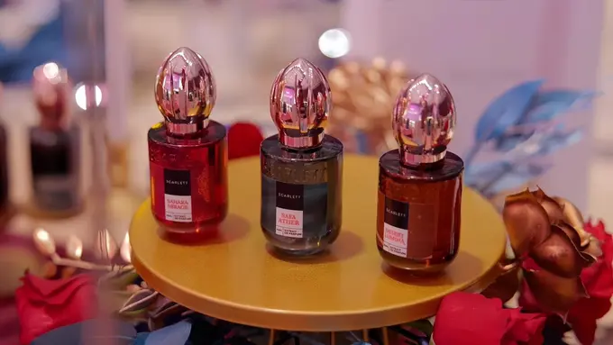 Scarlett Rilis The Golden Scents, Koleksi Parfum dengan Aroma Hangat dan Berlapis yang Mewah