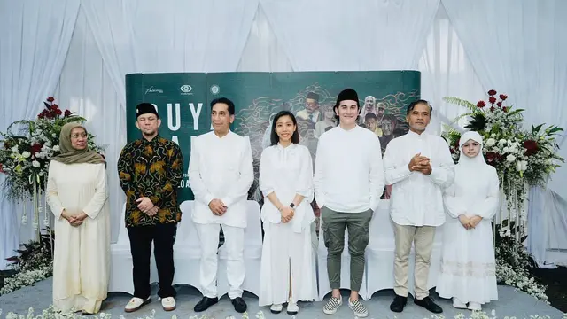Suasana konferensi pers gala premiere film Buya Hamka di 18 kota di Indonesia, di Jakarta, Kamis (30/3/2023). (Foto: Dok. Instagram @vinogbastian__)