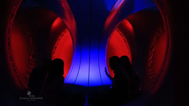 Trilumin by Architects of Air
