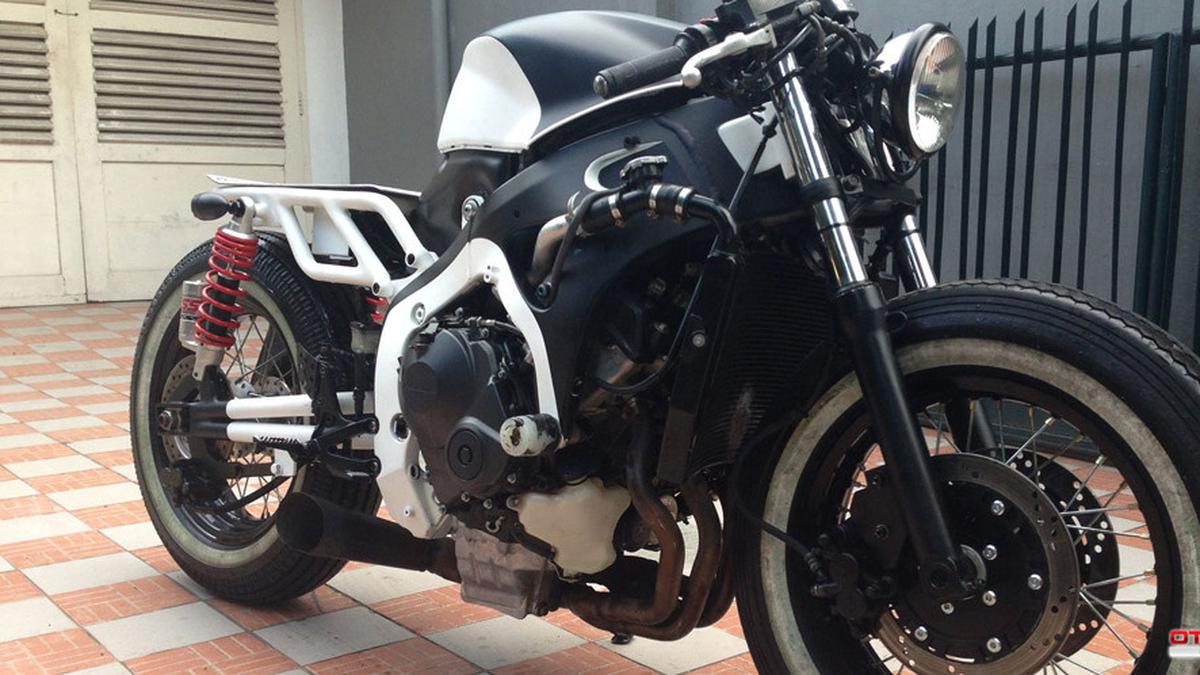 Honda cbr 600 sales rr cafe racer