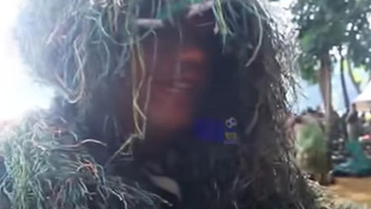 Ghillie Suit & Panas Seperti Neraka, 334 Sniper TNI Unjuk Gigi di HUT ke-80 'Aman,Enjoy'