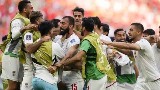 Foto: Negeri Para Mullah Keluar dari Bayang Gelap usai Mengamuk di Laga Kedua Piala Dunia 2022