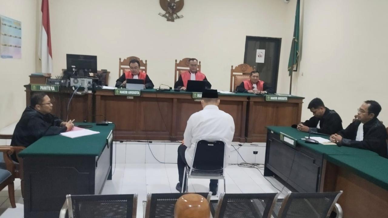 Hakim Vonis Mahasiswa Pembuat Video Porno Pakai AI 1 Tahun Penjara