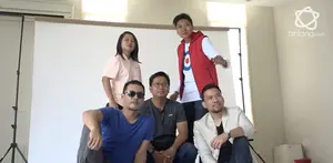 Rayakan Ulang Tahun Base Jam Rilis Single Baru.