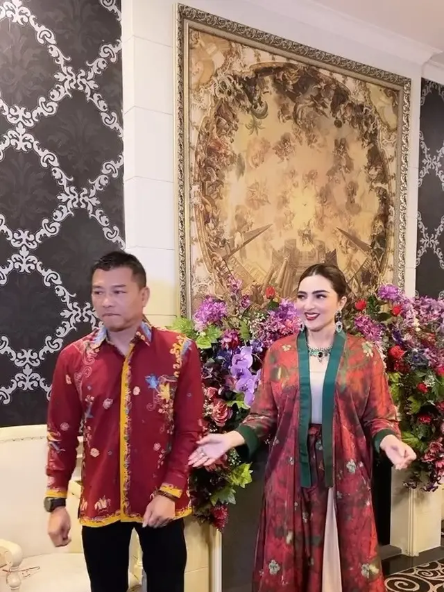 Padu Padan Cardigan ala Ashanty, Inspirasi Fashion untuk Liburan Elegan dan Stylish