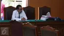 Kuasa hukum Farhat Abbas saat menghadiri sidang putusan gugatan praperadilan atas status tersangka Farhat Abbas, Jakarta, Rabu (30/9/2015). Hakim tunggal Yuningtyas Upiek menolak gugatan tersebut.(Liputan6.com/Herman Zakharia)