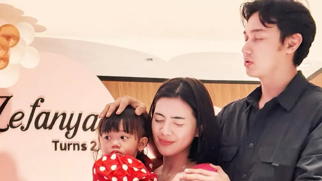 Potret Tampilan Hito Caesar dan Felicya Angelista, Rayakan Ulanag Tahun Anak Kedua dengan Tema Minnie & Mickey Mouse