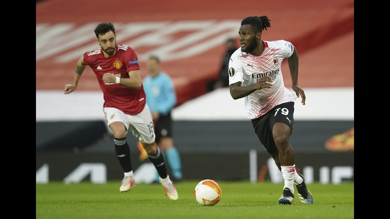 FOTO: Lengah di Akhir Laga, AC Milan Buyarkan Kemenangan Manchester United