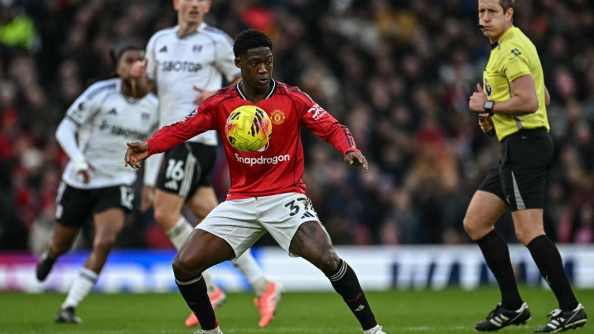 Manchester United Optimistis Kontrak Baru Kobbie Mainoo Segera Rampung