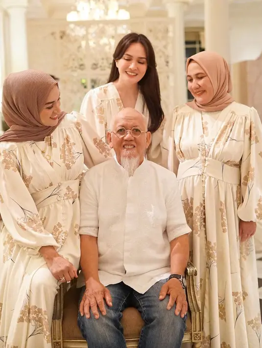 <p>Shandy Aulia Buka Bersama (Instagram/shandyaulia)</p>