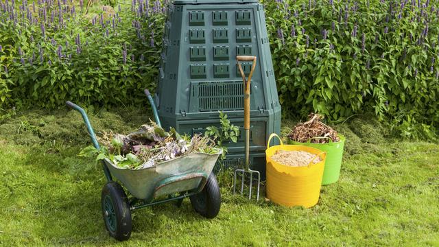 Cara Membuat Pupuk Kompos (sumber: iStock)