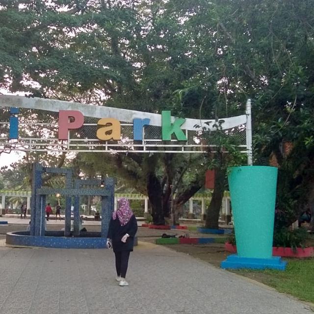 Bangunan Peninggalan Kolonial Belanda Di Taman Bermain