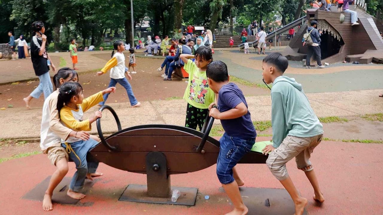 FOTO: Serunya Mengisi Libur Akhir Pekan di Tebet Eco Park