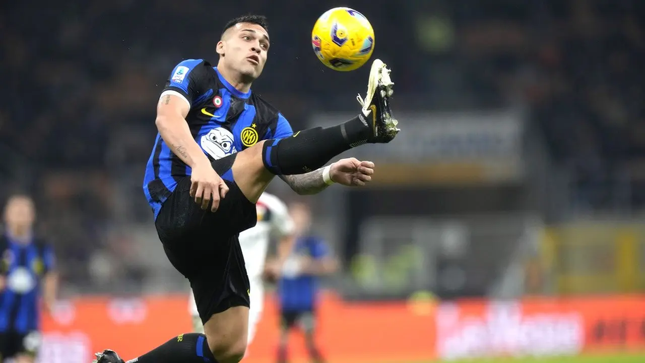 Foto: Melihat Permainan Cantik Inter Milan saat Menjinakkan Genoa, Nerazzurri Kukuh di Puncak Klasemen Liga Italia
