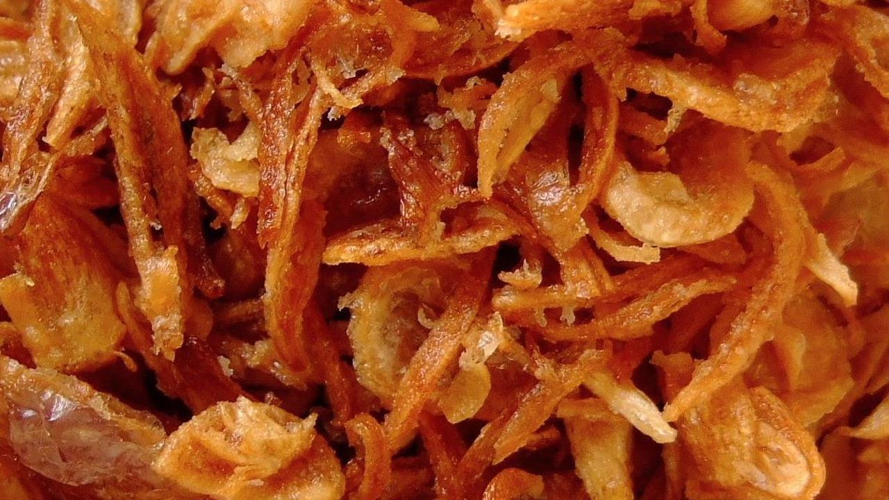 3. Bawang Goreng Pedas