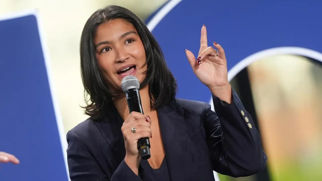 Who is Deja Foxx? Profile of the Influencer Turned to US Politics!