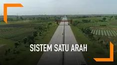 Kakorlantas Polri Irjen Refdi Andri meninjau ruas tol Brebes Barat. Ini menjadi salah satu titik pemberlakuan rekayasa lalu lintas sistem satu arah (oneway) pada saat arus mudik dan balik Lebaran 2019.
