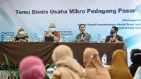 Asisten Deputi Pengembangan Rantai Pasok Kementerian Koperasi dan UKM Sutarmo dalam acara Temu Bisnis Usaha Mikro Pedagang Pasar. Sukoharjo, Jumat, (15/10/2021). (Dok KemenkopUKM)