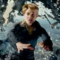Dalam video trailer baru Divergent: Insurgent, Shailene Woodley terlihat jatuh dari gedung pencakar langit.
