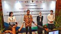 PT ASDP Indonesia Ferry, PT Pelindo, dan PT Pelni teken perjanjian kerja sama peningkatan pelayanan kepelabuhanan. Menteri Perhubungan Budi Karya Sumadi menyaksikan penandatanganan kerja sama tersebut.