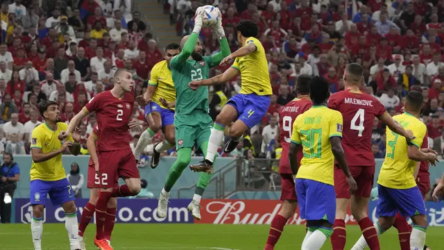 Foto: Richarlison Cetak Gol Indah ke Gawang Serbia saat Laga Perdana Timnas Brasil di Piala Dunia 2022