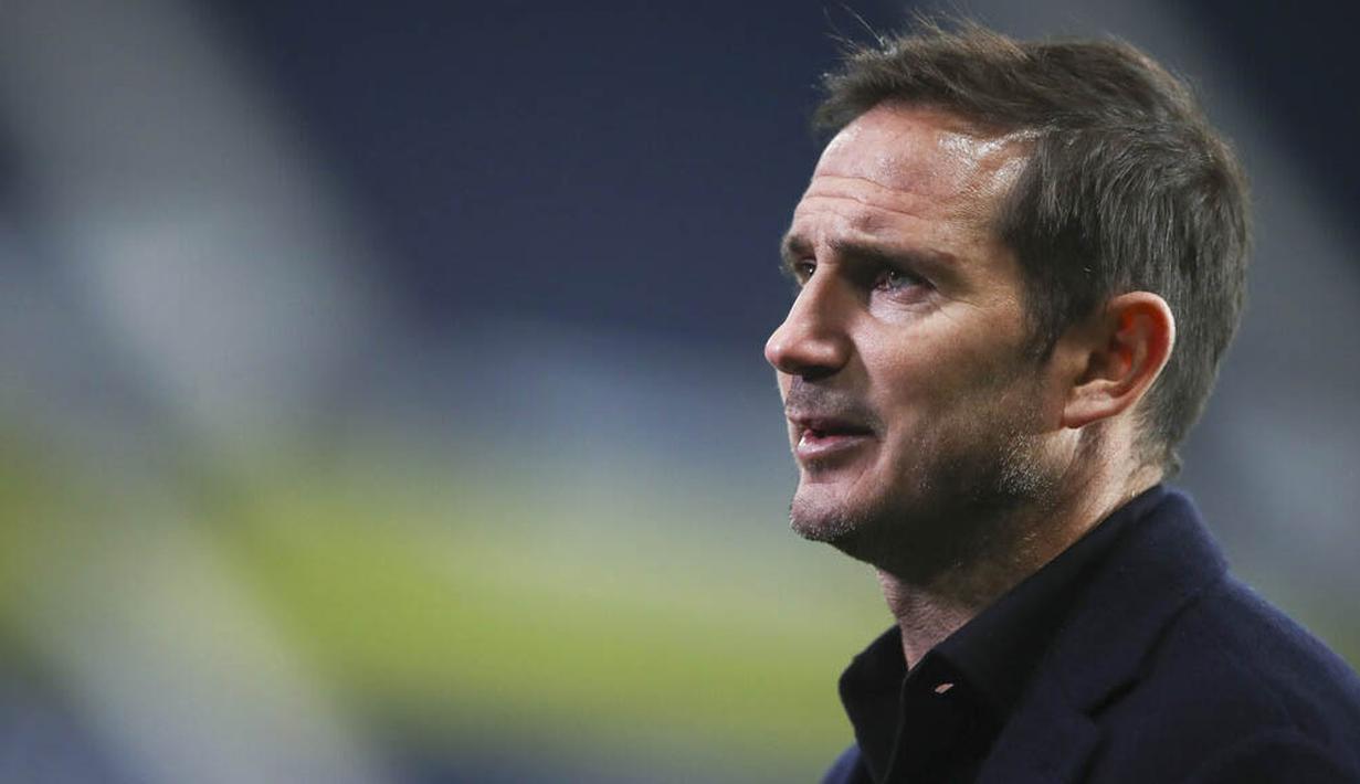 Pelatih Chelsea, Frank Lampard, saat melawan West Bromwich Albion pada laga Liga Inggris di Stadion Hawthorns, Minggu (27/9/2020). Kedua tim bermain imbang 3-3. (Nick Potts/Pool via AP)