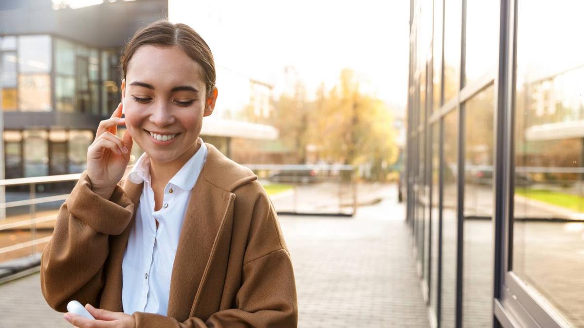 6 Earbuds Nirkabel Stylish dengan Bass Mantap, Cocok untuk Harian