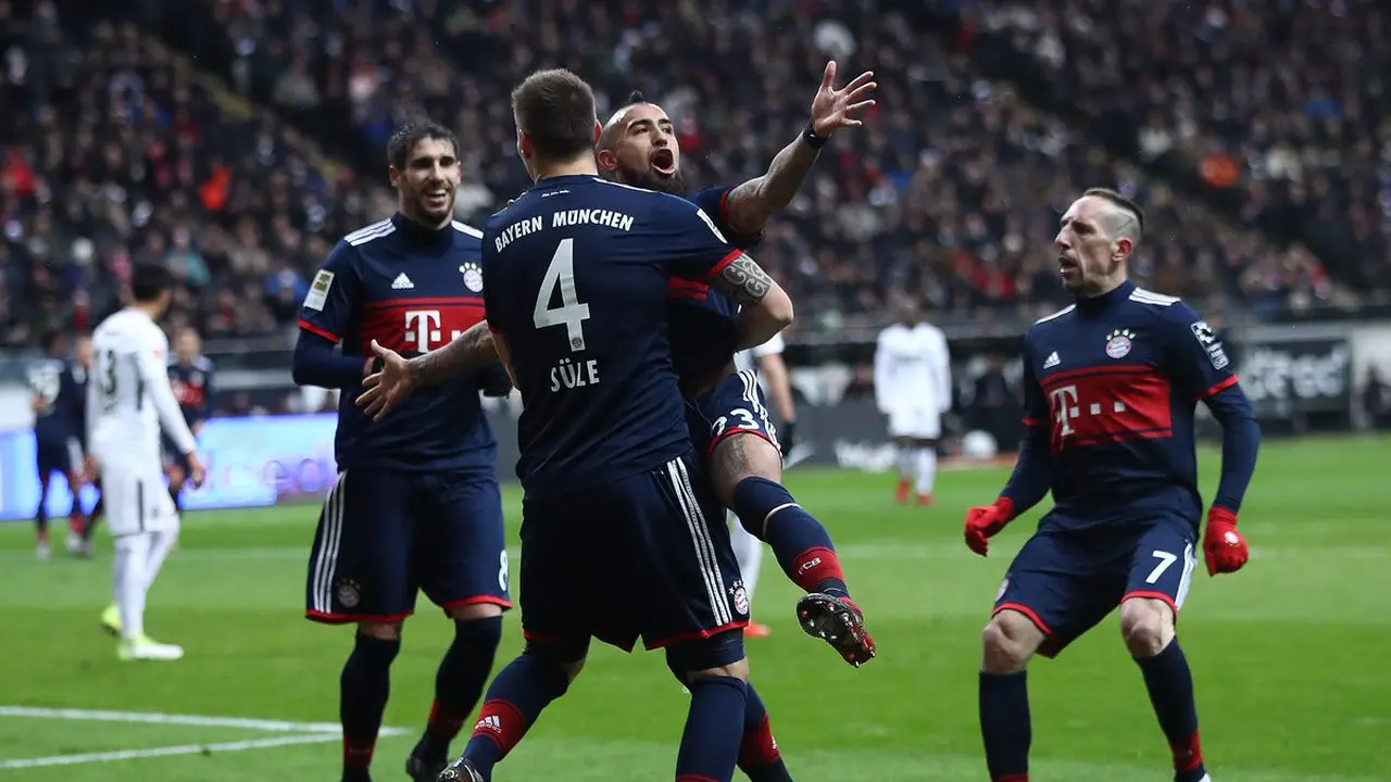 Eintracht Frankfurt v Bayern Munchen