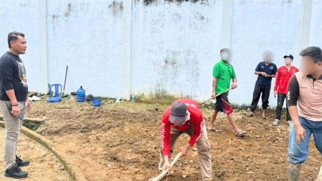 Lapas Narkotika Jambi Tingkatkan Disiplin WBP Melalui Gotong Royong Berkala