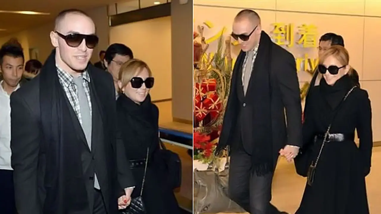 ayumi-hamasaki-131217c.jpg
