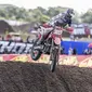 Aksi pembalap Indonesia Delvintor Alfarizi di MXGP Lombok 2024