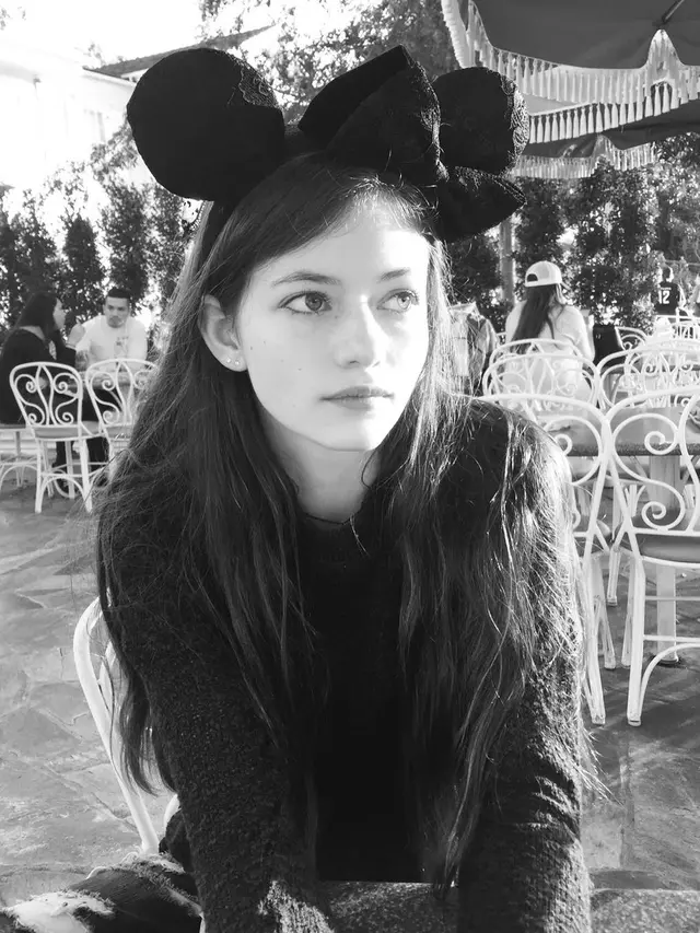 [Bintang] Mackenzie Foy