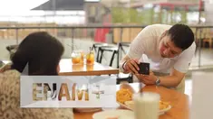 Di balik para perempuan yang eksis di media sosial dengan foto ketika makan, berlibur, dan segala macam kegiatan, sesungguhnya ada orang lain seperti suami atau pasangan di balik foto-foto itu. Orang itu lah yang sering dimintai untuk memfoto pasanga...