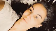 Seperti inilah kira-kira potret Nadya Hutagalung yang memperlihatkan sisi rambutnya yang tampak sudah beruban. (FOTO: instagram.com/nadyahutagalung/)