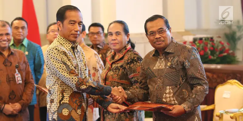Presiden Jokowi Serahkan Dokumen Stranas Pencegahan Korupsi