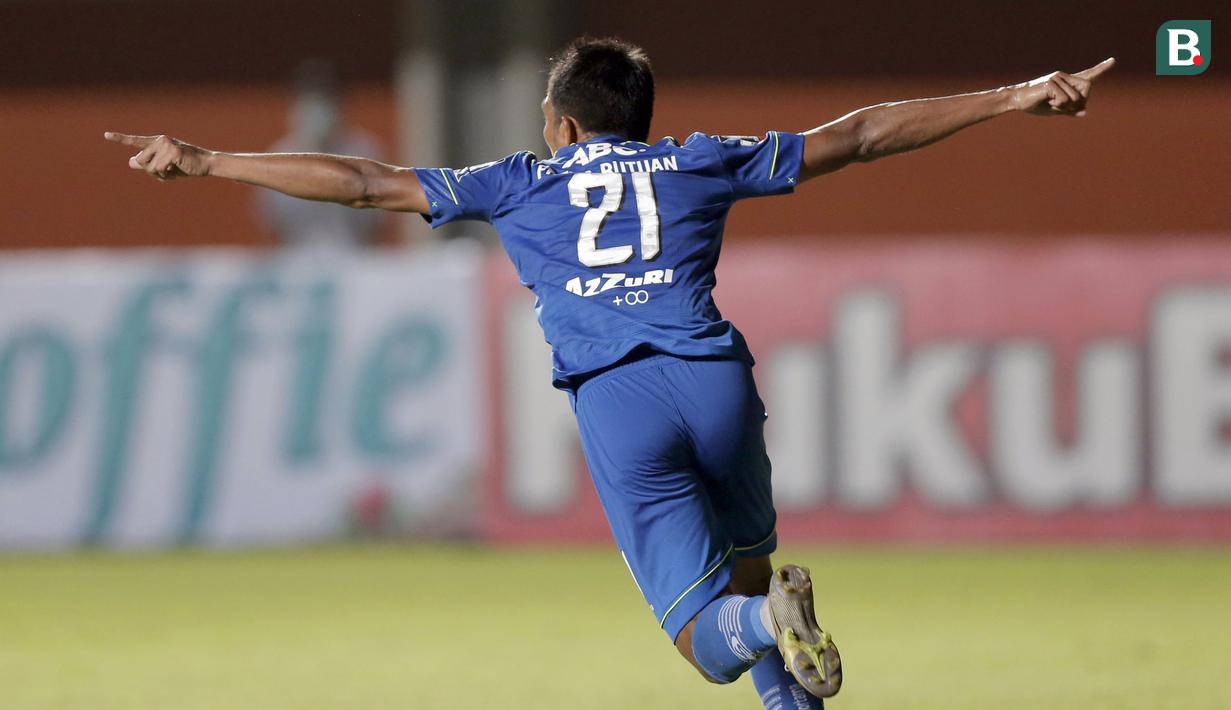 Kelincahan, kecepatan, gocekan serta mampu menempatkan posisi membuat Frets menjadi ancaman bagi setiap lawan yang dihadapinya. Bahkan kini Frets menjadi top scorer sementara Persib di Piala Menpora dengan koleksi dua gol. (Foto: Bola.com/Arief Bagus)