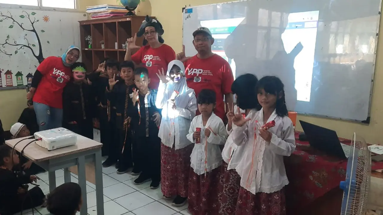 Literasi Media untuk Anak-anak Cara Bijak Bermain HP dan Media Sosial