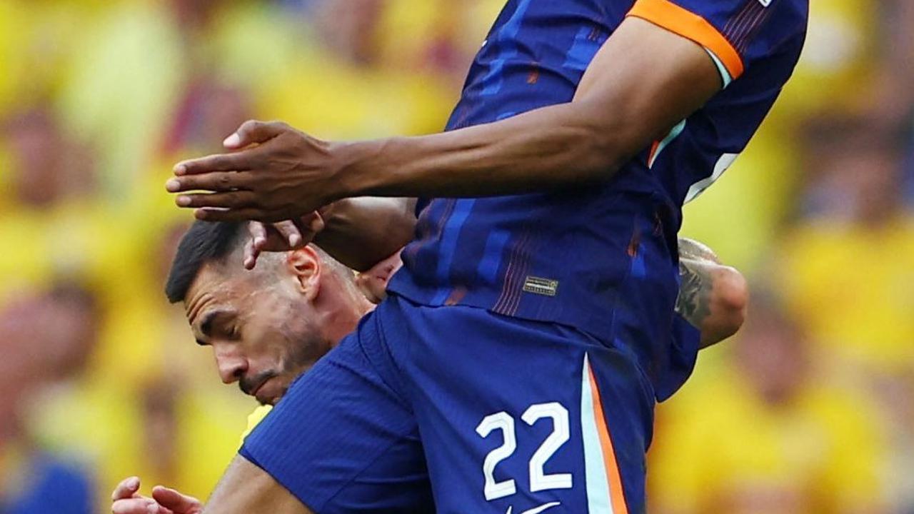 Dengan kemenangan ini, Belanda akan menghadapi Turki di babak delapan besar atau di perempat final. Foto: Reuters