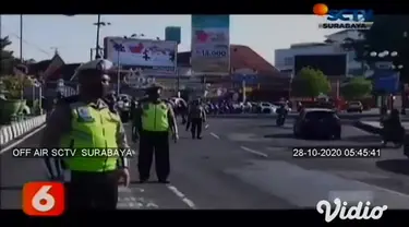 Tokoh fiksi, Iron Man menghebohkan pengendara lalu lintas di Jalan Raya Gajah Mada Kecamatan Mojosari, Kabupaten Mojokerto. Operasi Zebra mengenakan kostum super hero, menyasar kelengkapan kendaraan, dan yang tidak patuh protokol Covid-19.