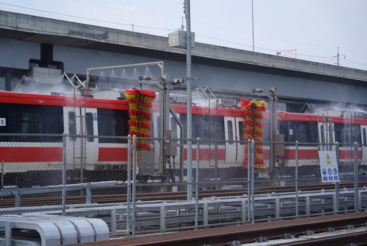 Sistem pencucian otomatis LRT Jabodebek