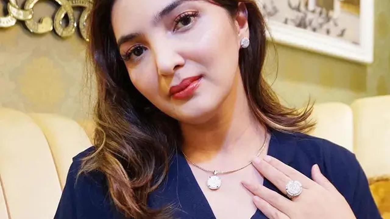 7 Artis Pernah Idap Penyakit di Otak, Aurelie Moeremans Alami Penyusutan Otak