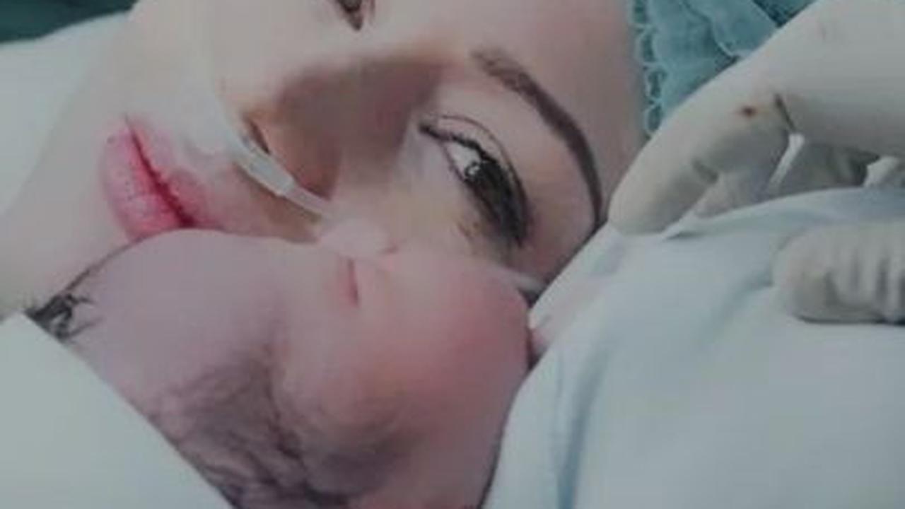 Randy mengaku sangat bahagia dan bersyukur karena proses persalinan sang istri berjalan lancar dan sang bayi lahir dalam kondisi sehat.