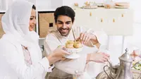 ilustrasi buka puasa bersama (freepik)